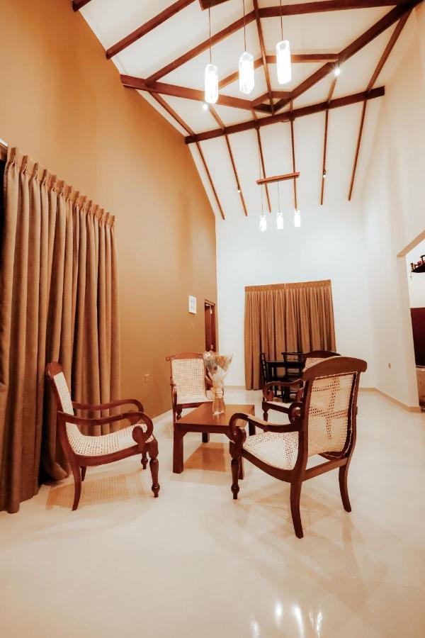 146 * Negombo