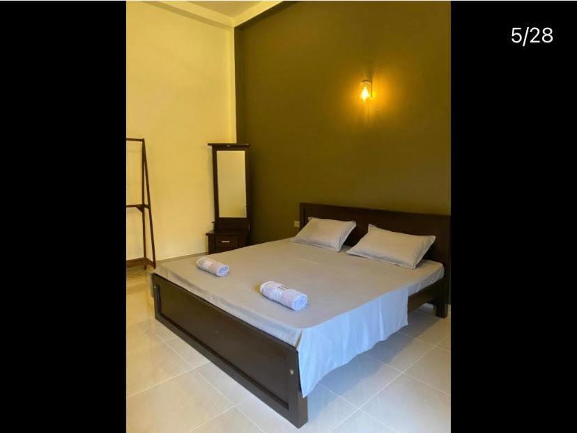 146 * Negombo